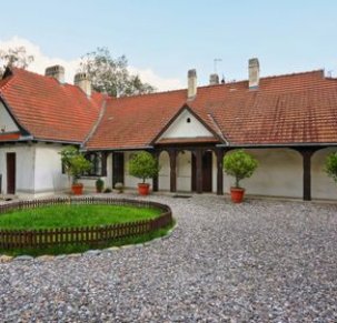 Herbatka u Rydlów: Czapkolandia – jesienne hafty
